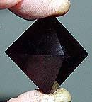 ** PLEASE DESCRIBE THIS IMAGE **